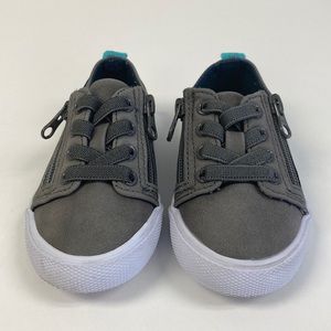 Cat & Jack Gray Zip Up Sneakers Size 7 PAIR B